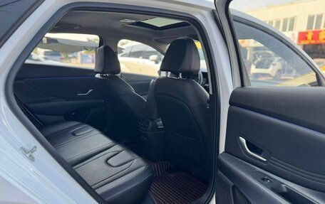 Hyundai Elantra, 2022 год, 1 729 000 рублей, 6 фотография