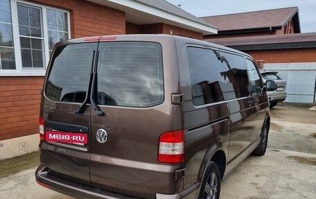 Volkswagen Caravelle T5, 2014 год, 2 100 000 рублей, 5 фотография