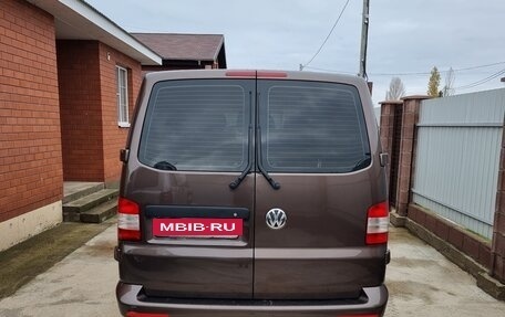 Volkswagen Caravelle T5, 2014 год, 2 100 000 рублей, 6 фотография