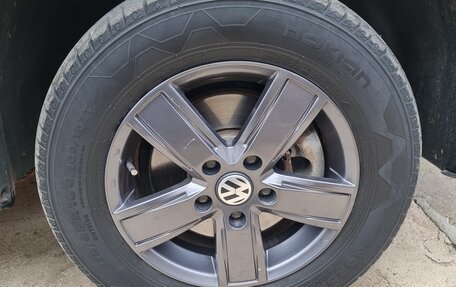 Volkswagen Caravelle T5, 2014 год, 2 100 000 рублей, 26 фотография