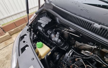 Volkswagen Caravelle T5, 2014 год, 2 100 000 рублей, 24 фотография