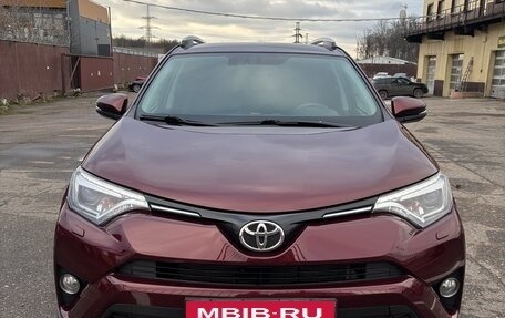 Toyota RAV4, 2017 год, 2 045 000 рублей, 1 фотография