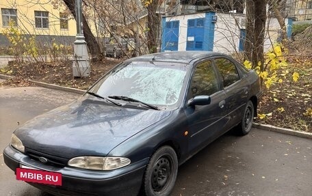 Ford Mondeo I, 1996 год, 69 000 рублей, 2 фотография