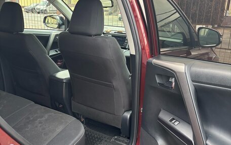 Toyota RAV4, 2017 год, 2 045 000 рублей, 14 фотография