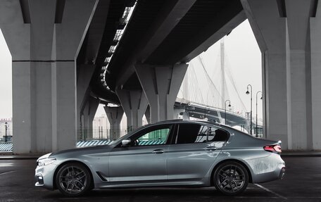 BMW 5 серия, 2018 год, 3 300 000 рублей, 3 фотография