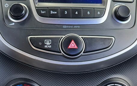 Hyundai Solaris II рестайлинг, 2016 год, 1 099 000 рублей, 14 фотография