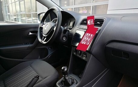 Volkswagen Polo VI (EU Market), 2017 год, 1 145 000 рублей, 6 фотография