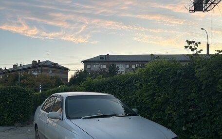 Toyota Corona IX (T190), 1995 год, 400 000 рублей, 1 фотография