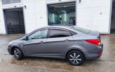 Hyundai Solaris II рестайлинг, 2012 год, 395 000 рублей, 2 фотография