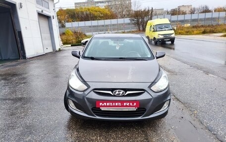 Hyundai Solaris II рестайлинг, 2012 год, 395 000 рублей, 8 фотография