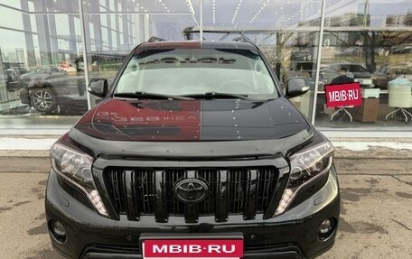 Toyota Land Cruiser Prado 150 рестайлинг 2, 2013 год, 3 070 000 рублей, 2 фотография