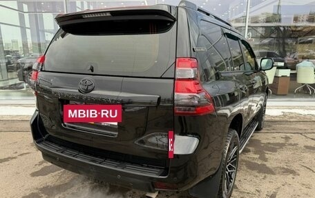 Toyota Land Cruiser Prado 150 рестайлинг 2, 2013 год, 3 070 000 рублей, 6 фотография