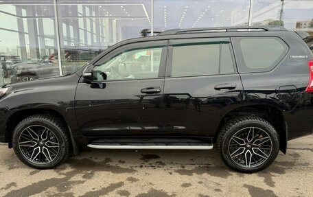 Toyota Land Cruiser Prado 150 рестайлинг 2, 2013 год, 3 070 000 рублей, 8 фотография