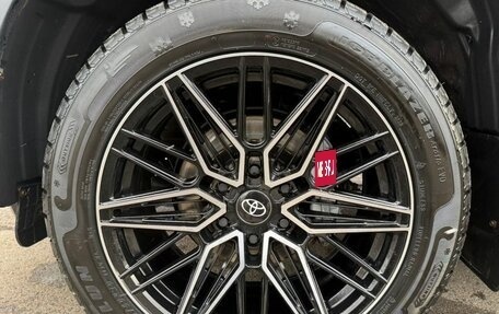 Toyota Land Cruiser Prado 150 рестайлинг 2, 2013 год, 3 070 000 рублей, 10 фотография