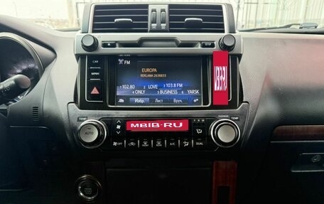 Toyota Land Cruiser Prado 150 рестайлинг 2, 2013 год, 3 070 000 рублей, 11 фотография