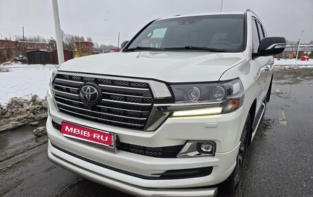 Toyota Land Cruiser 200, 2018 год, 7 950 000 рублей, 1 фотография