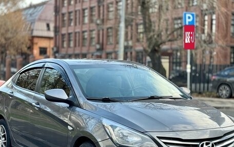 Hyundai Solaris II рестайлинг, 2016 год, 1 090 000 рублей, 1 фотография