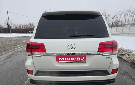 Toyota Land Cruiser 200, 2018 год, 7 950 000 рублей, 7 фотография