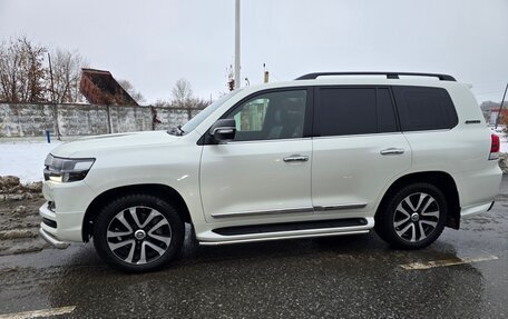 Toyota Land Cruiser 200, 2018 год, 7 950 000 рублей, 12 фотография