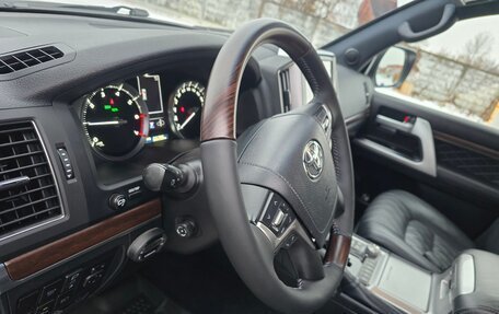 Toyota Land Cruiser 200, 2018 год, 7 950 000 рублей, 19 фотография