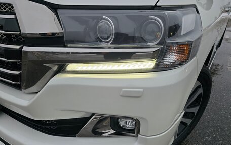 Toyota Land Cruiser 200, 2018 год, 7 950 000 рублей, 38 фотография