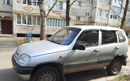 Chevrolet Niva I рестайлинг, 2005 год, 195 000 рублей, 3 фотография