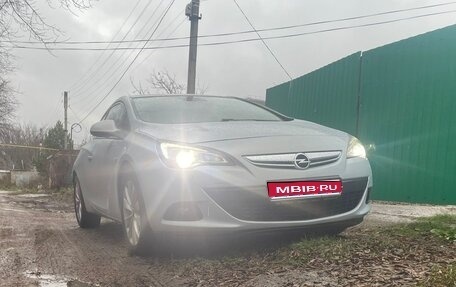 Opel Astra J, 2011 год, 725 000 рублей, 1 фотография
