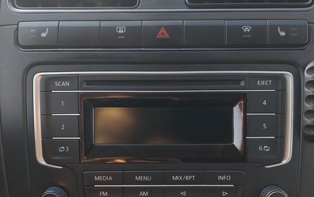 Volkswagen Polo VI (EU Market), 2015 год, 950 000 рублей, 11 фотография