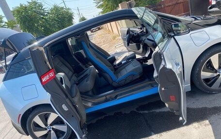 BMW i3 I01 рестайлинг, 2017 год, 1 000 000 рублей, 3 фотография