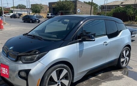 BMW i3 I01 рестайлинг, 2017 год, 1 000 000 рублей, 5 фотография