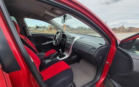 Toyota Corolla, 2011 год, 970 000 рублей, 10 фотография