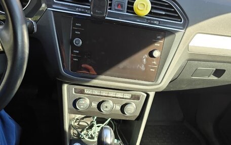 Volkswagen Tiguan II, 2020 год, 2 200 000 рублей, 8 фотография