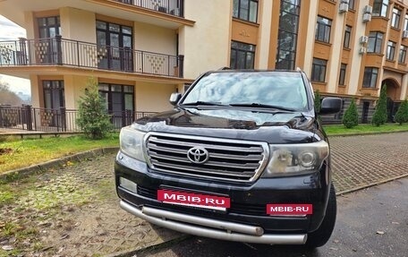 Toyota Land Cruiser 200, 2008 год, 2 450 000 рублей, 28 фотография