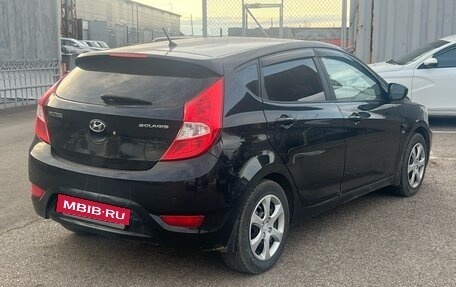 Hyundai Solaris II рестайлинг, 2011 год, 830 000 рублей, 2 фотография