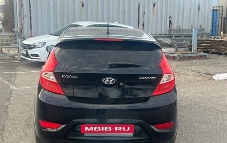 Hyundai Solaris II рестайлинг, 2011 год, 830 000 рублей, 4 фотография