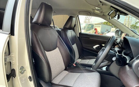 Toyota Yaris Cross, 2022 год, 1 550 035 рублей, 12 фотография