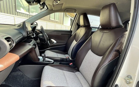 Toyota Yaris Cross, 2022 год, 1 550 035 рублей, 11 фотография