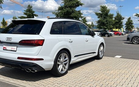 Audi SQ7, 2024 год, 15 000 000 рублей, 2 фотография