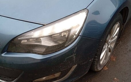 Opel Astra J, 2014 год, 765 000 рублей, 3 фотография