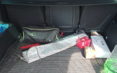 Volkswagen Touran III, 2004 год, 577 000 рублей, 8 фотография