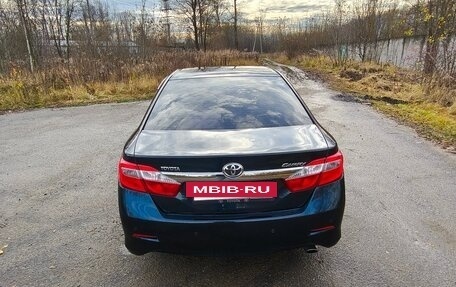 Toyota Camry, 2013 год, 1 510 000 рублей, 10 фотография