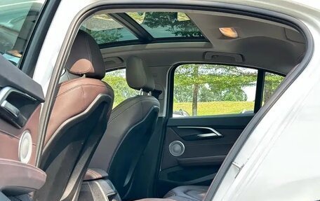 BMW 1 серия, 2021 год, 1 895 000 рублей, 13 фотография