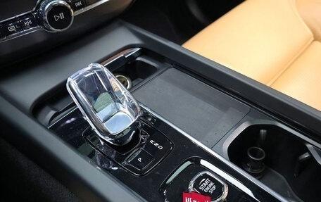 Volvo XC60 II, 2022 год, 3 860 000 рублей, 9 фотография