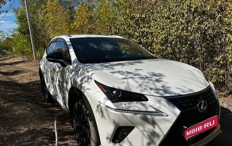 Lexus NX I, 2021 год, 3 950 000 рублей, 1 фотография