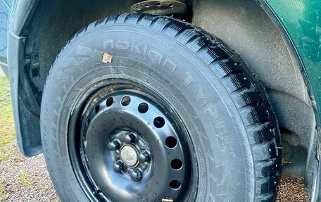 Land Rover Freelander II рестайлинг 2, 2011 год, 1 150 000 рублей, 14 фотография
