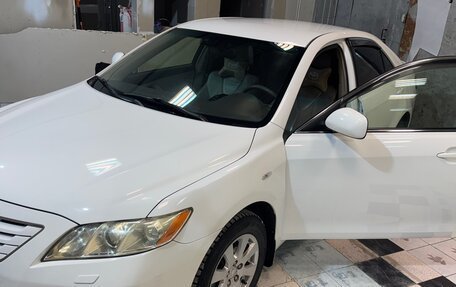 Toyota Camry, 2008 год, 1 030 000 рублей, 2 фотография