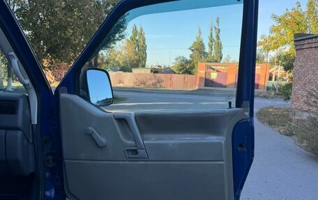 Volkswagen Transporter T4, 2003 год, 880 000 рублей, 9 фотография