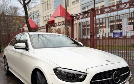 Mercedes-Benz E-Класс, 2021 год, 5 390 000 рублей, 3 фотография