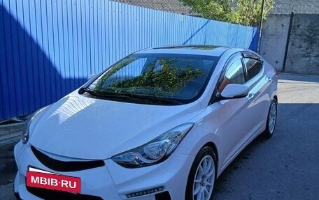 Hyundai Avante, 2012 год, 1 180 000 рублей, 2 фотография