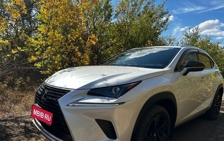 Lexus NX I, 2021 год, 3 950 000 рублей, 3 фотография